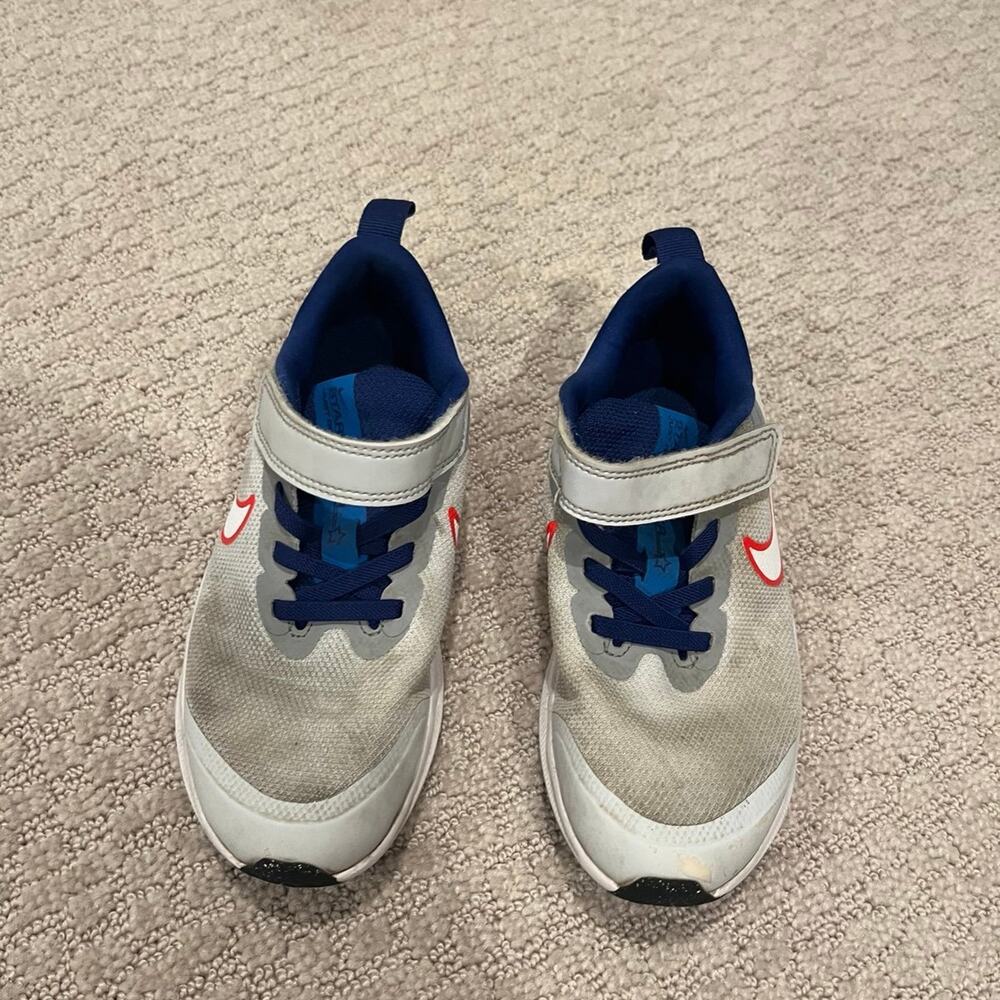 Nike Starrunner white blue red sneakers 1y